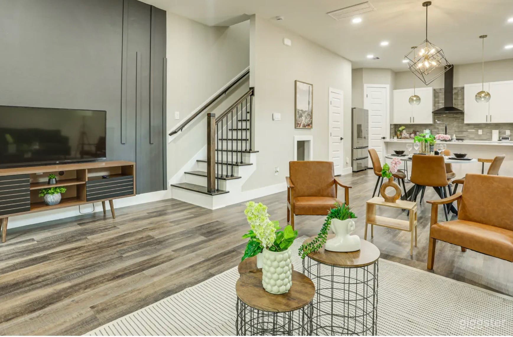 Cozy Villa Content House near NRG Stadium Photo 4