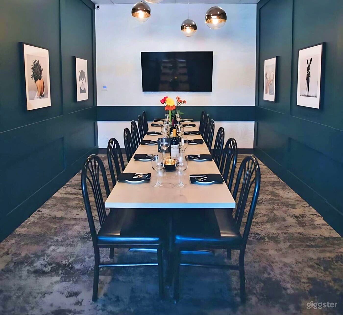 Elegant Private Dining Room Photo 1
