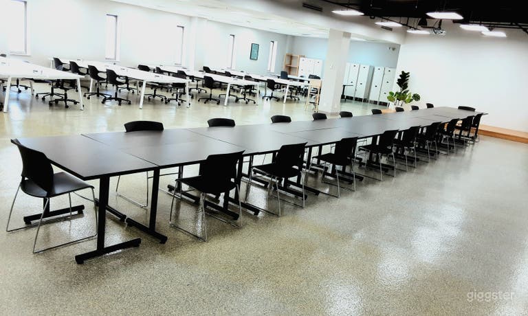  20 person board room setup 