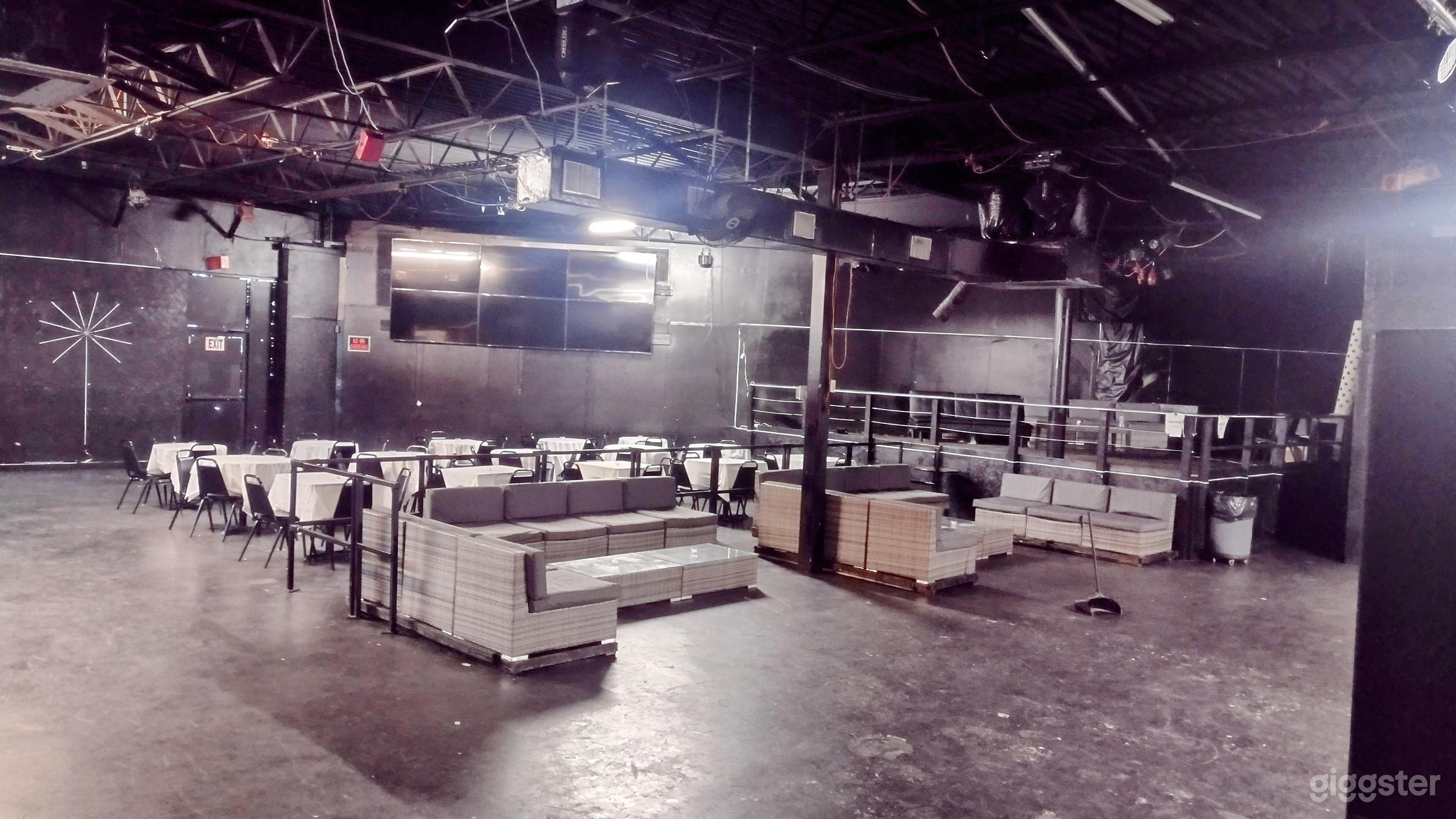 Versatile Event Space &amp; Nightclub with Full Bar in San Antonio, TX Photo 4