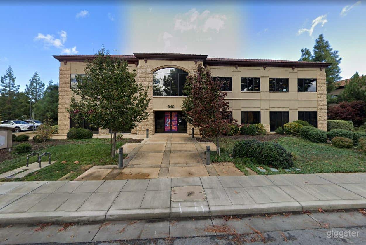 Seed Meeting Room Photo 4