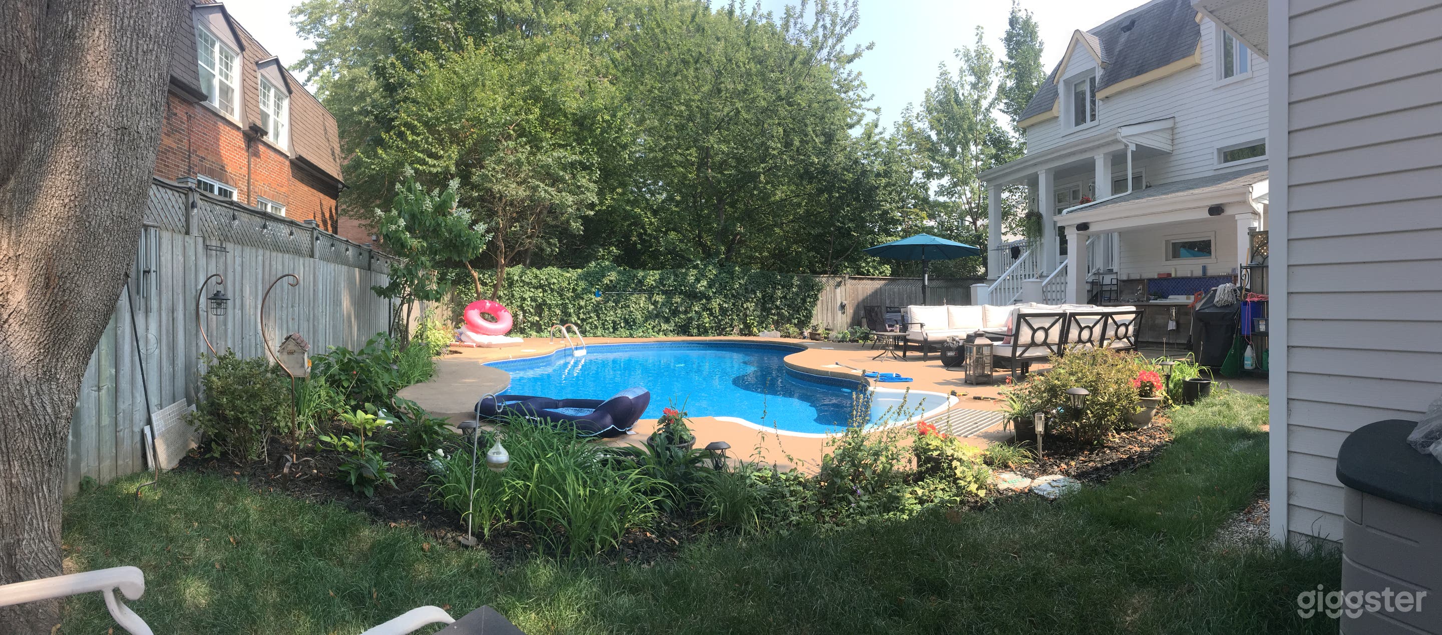 Historic water facing cape cod beautiful home Photo 2