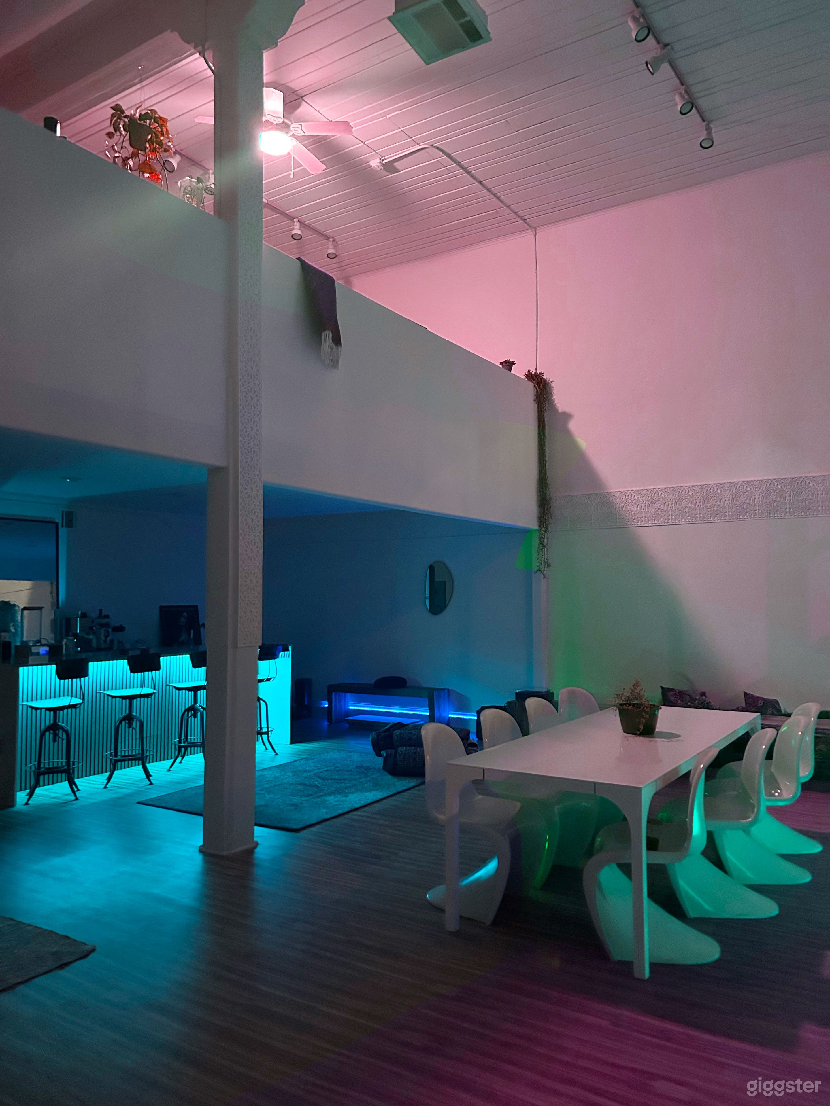 Historic Creative Sanctuary w/ Loft &amp; Arched Windows Photo 1