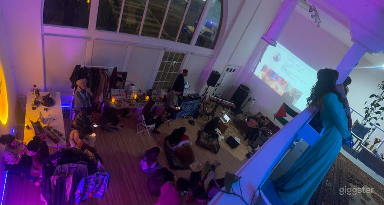  Historic Creative Sanctuary w/ Loft & Arched Windows 