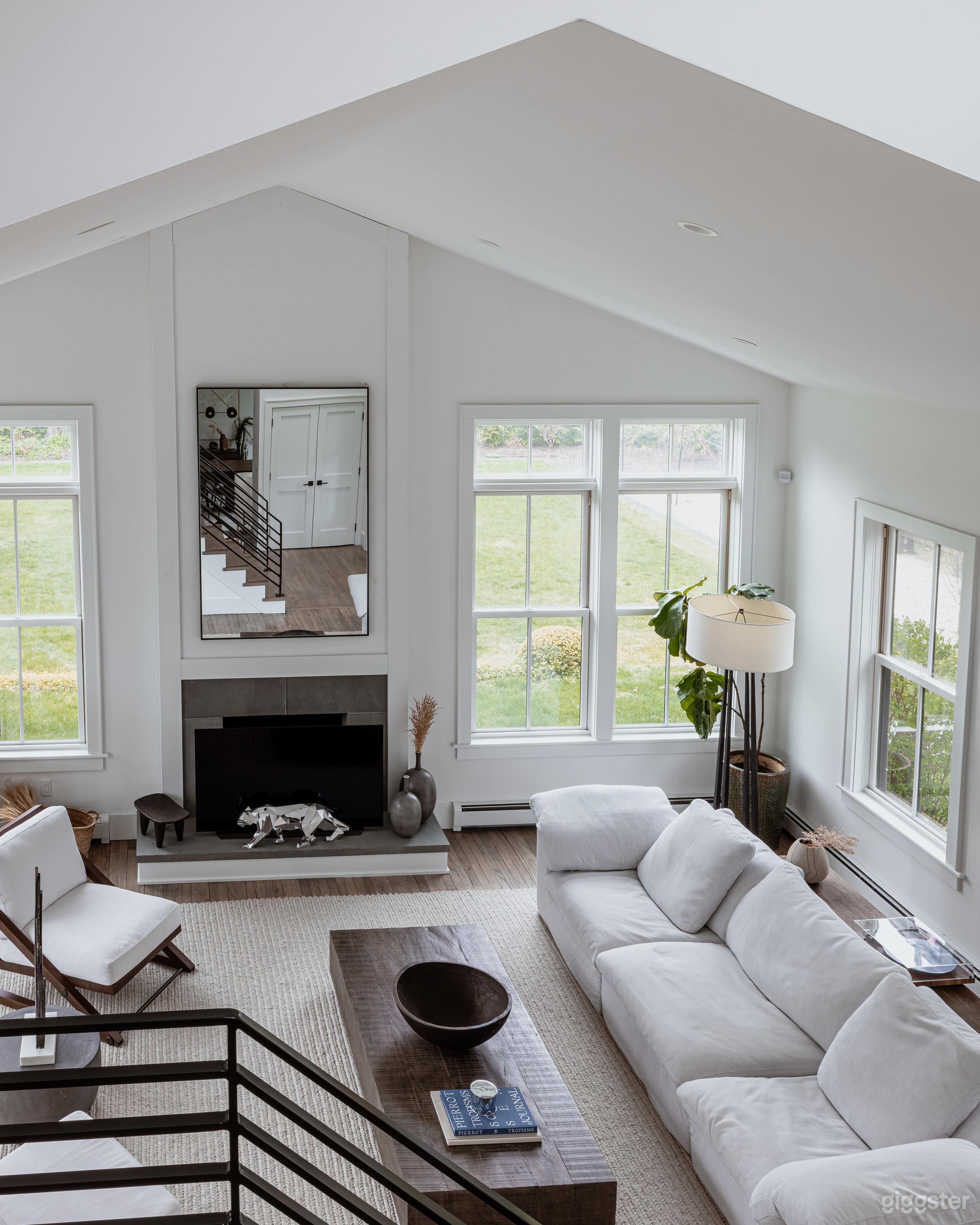  Spectacular House in the Heart of Bellport Photo 4