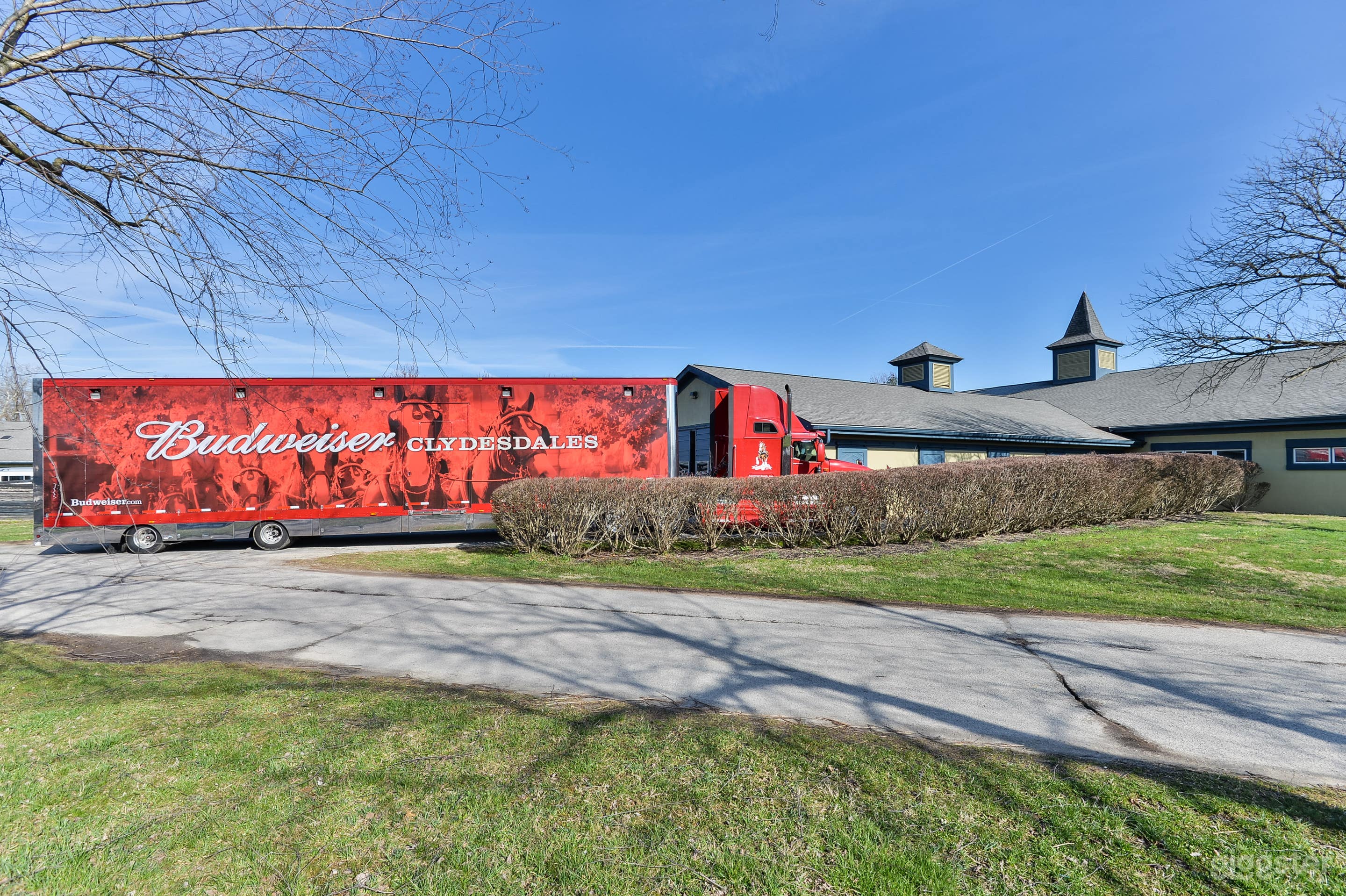 Stunning 235 Acre Horse Farm With 6 Furlong Track! Photo 2