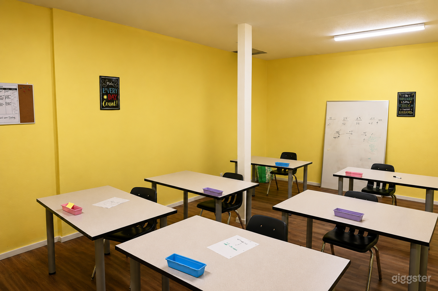 Production Ready Classroom Studio Set Near DTLA Photo 3