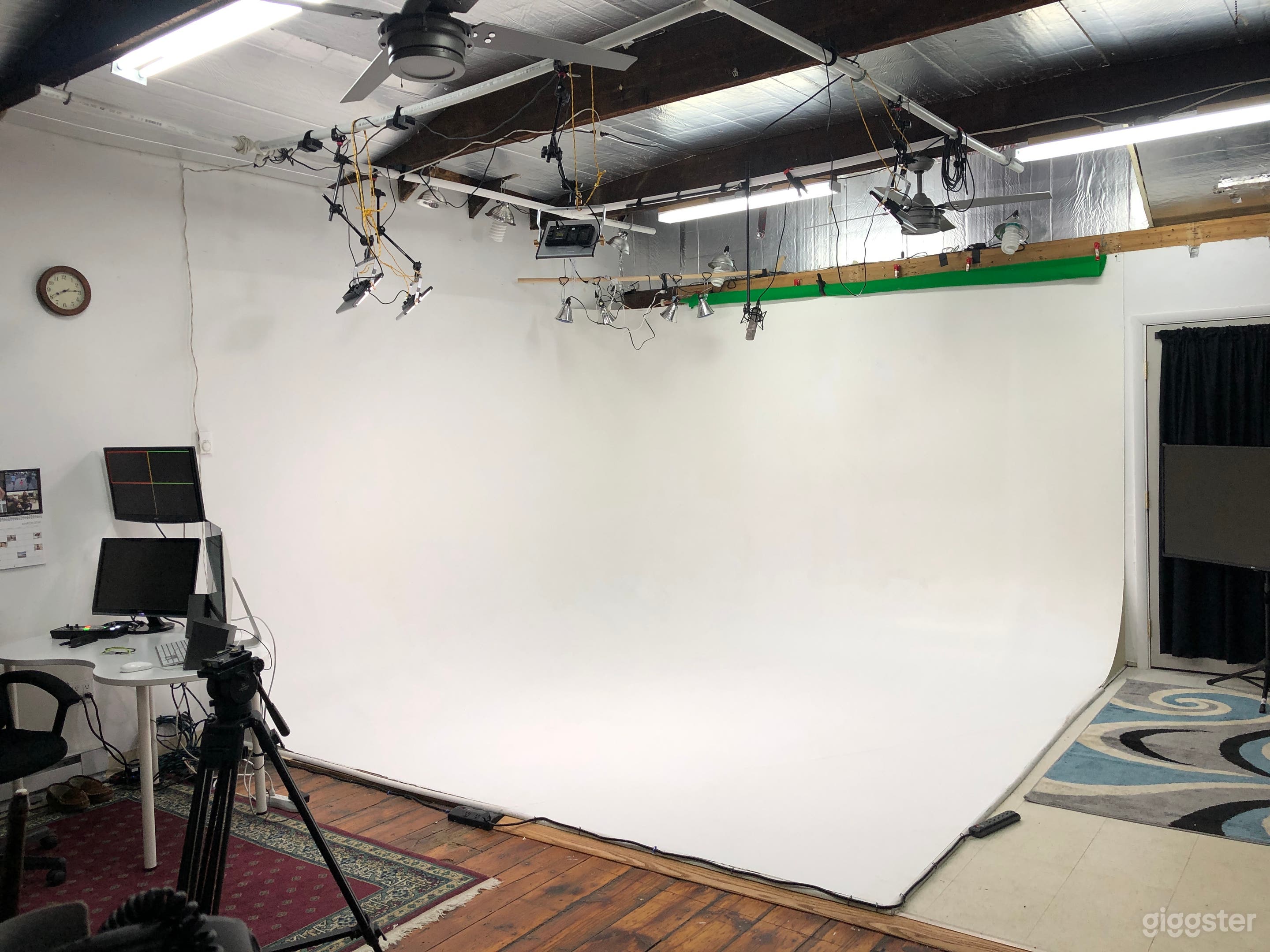 Yardley, PA Studio 30 minutes from Center City Photo 1