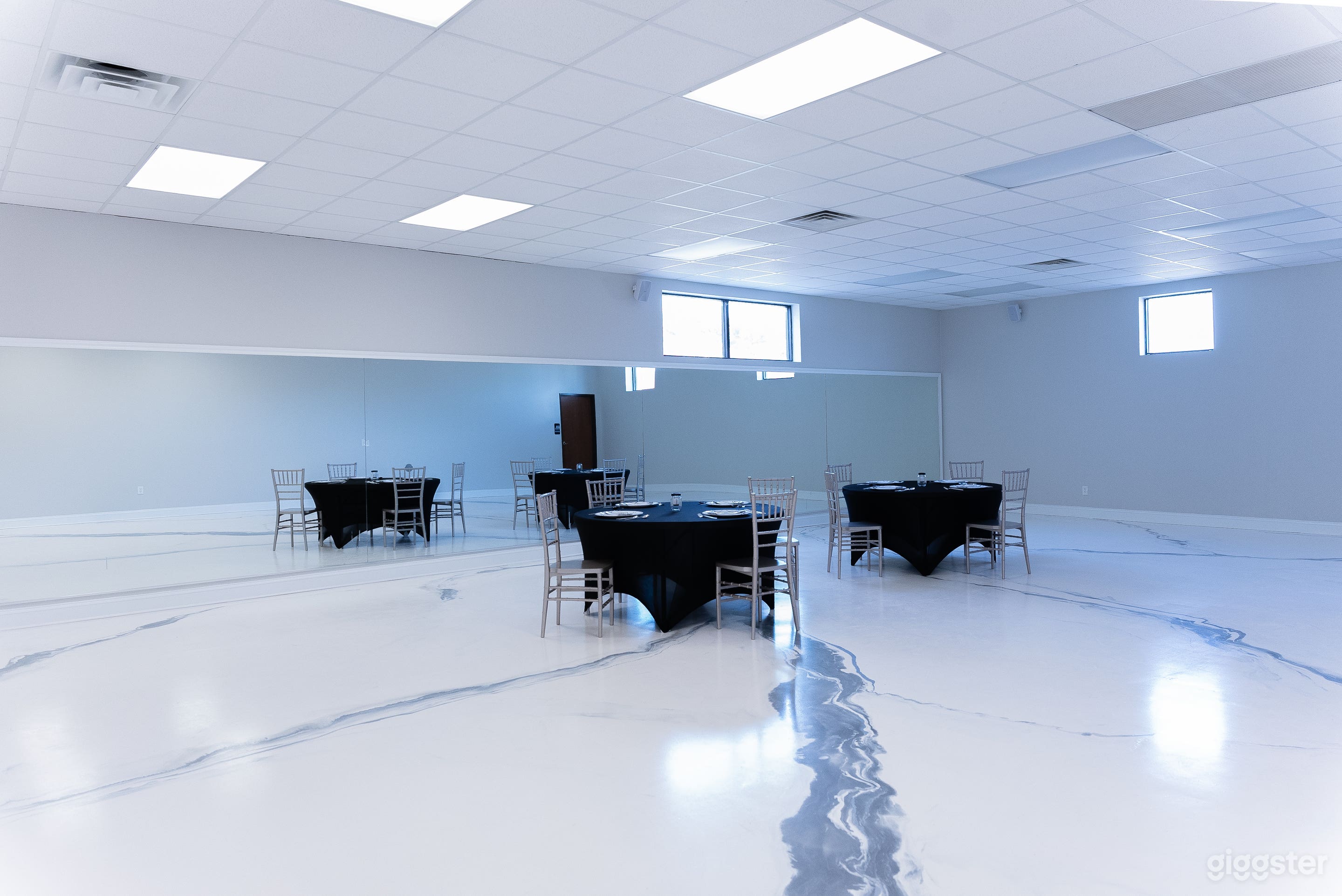 Private Meeting and Film Event Studio Photo 1