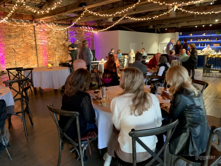  Renovated Historic Brick Carriage House Venue 