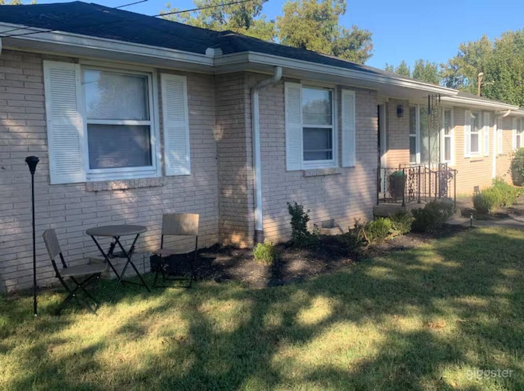 Valley Trail Retreat Farmhouse Home w/Hot Tub Photo 1