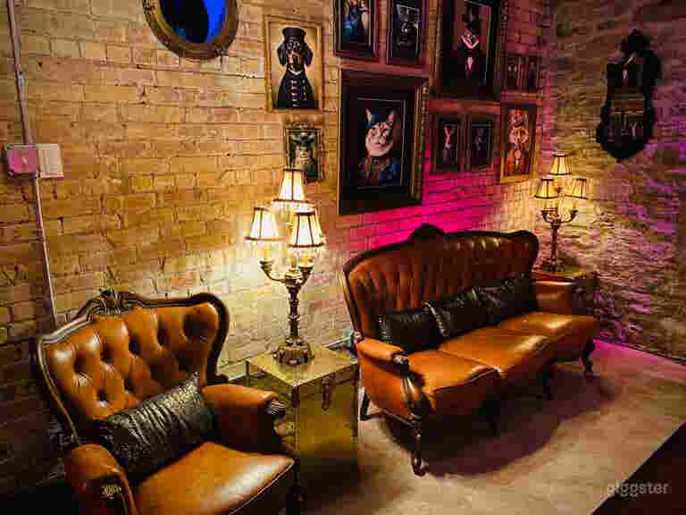  Atmospheric Underground Lounge for Creative Gatherings 