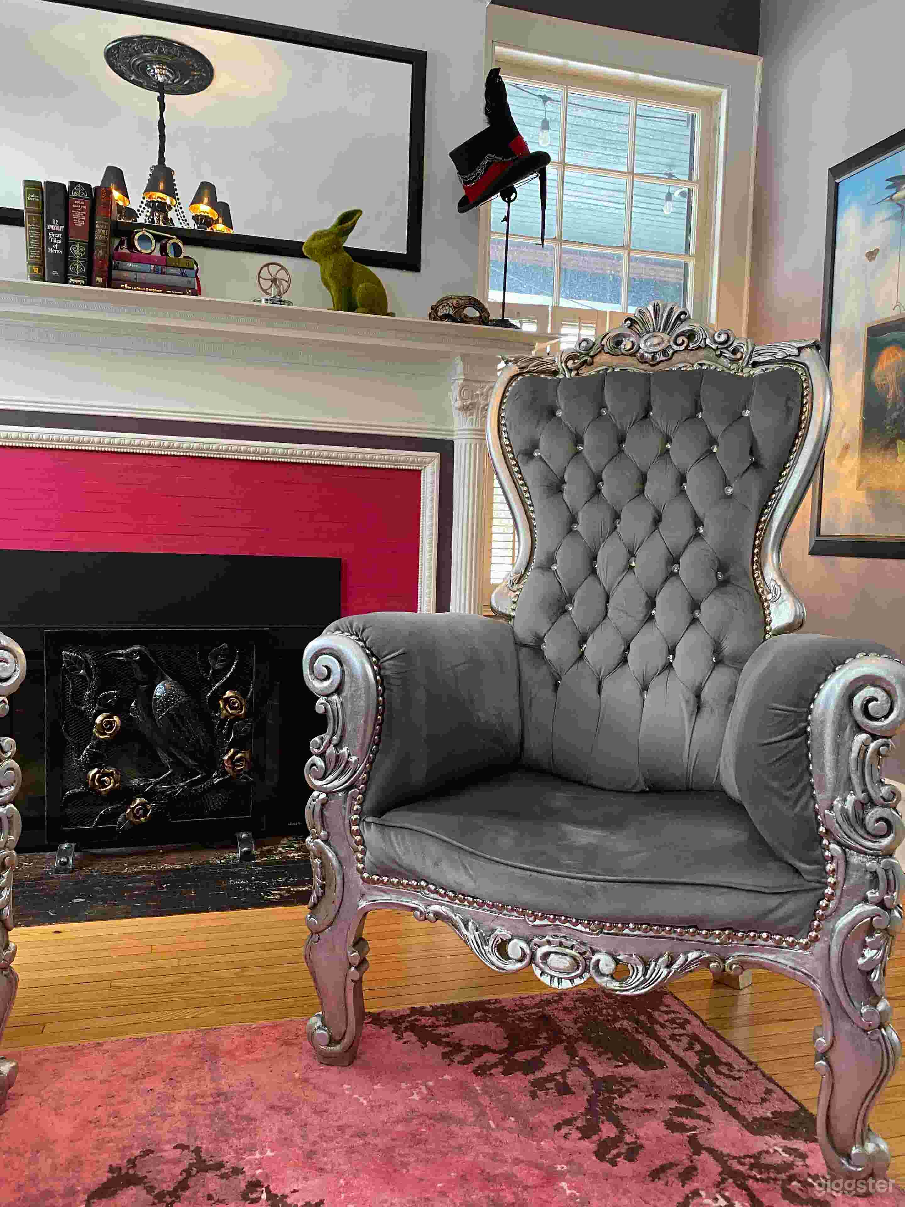 Modern Victorian Home Photo 4