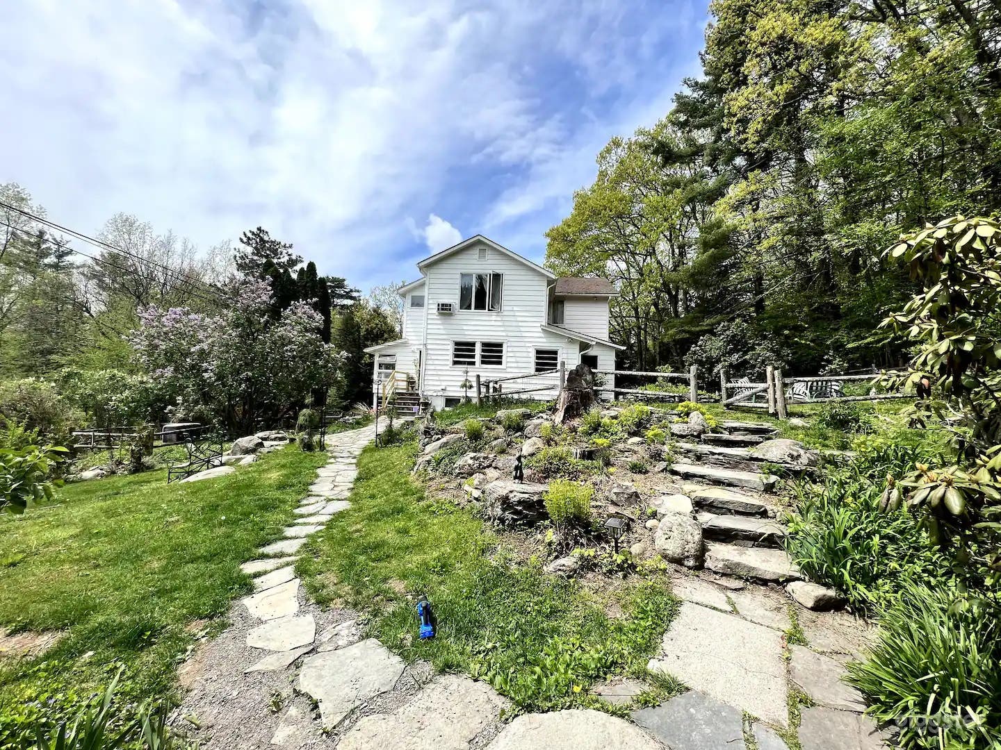 The Peacock House Photo 1