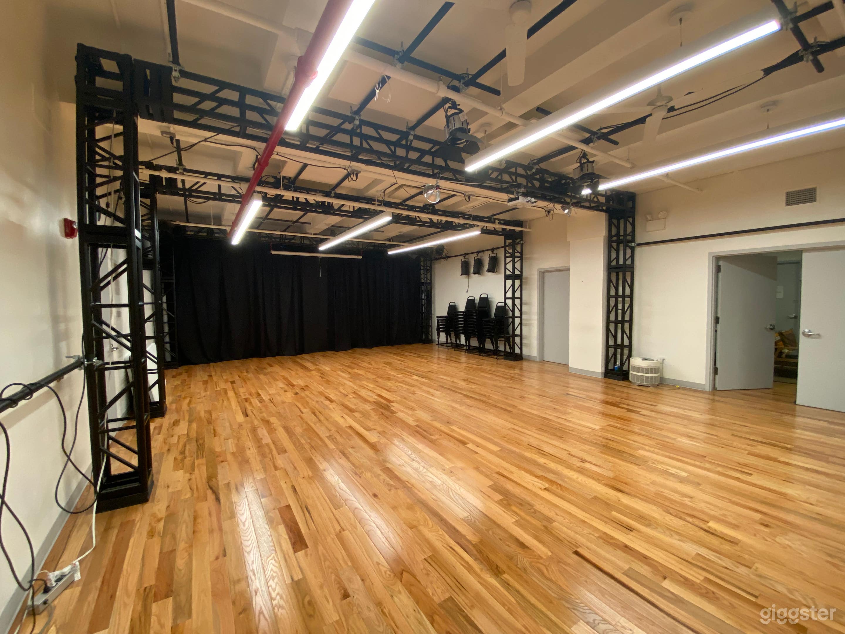 Midtown Flexible Studio Space Photo 1