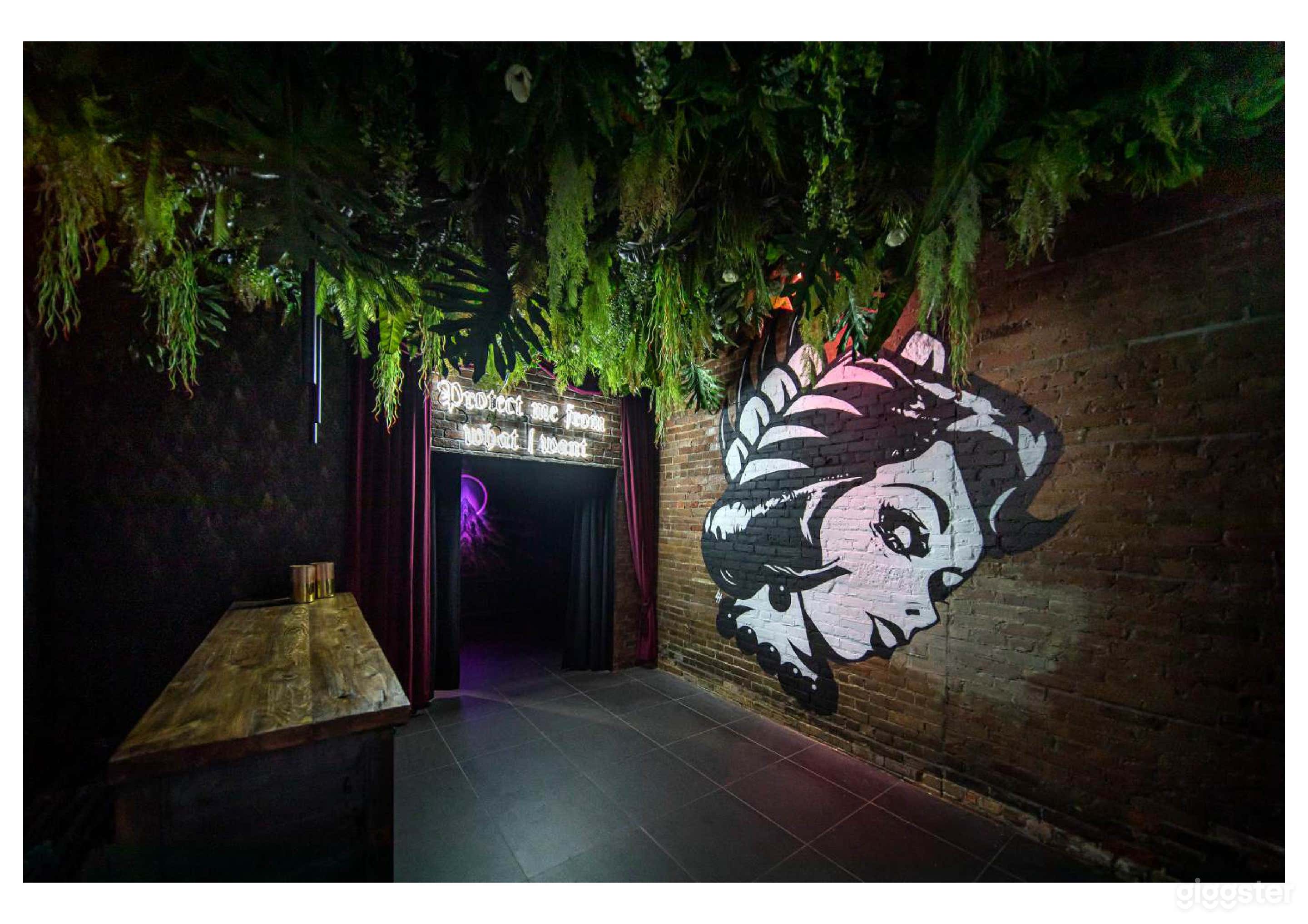 Entrance / Reception / Registration desk area