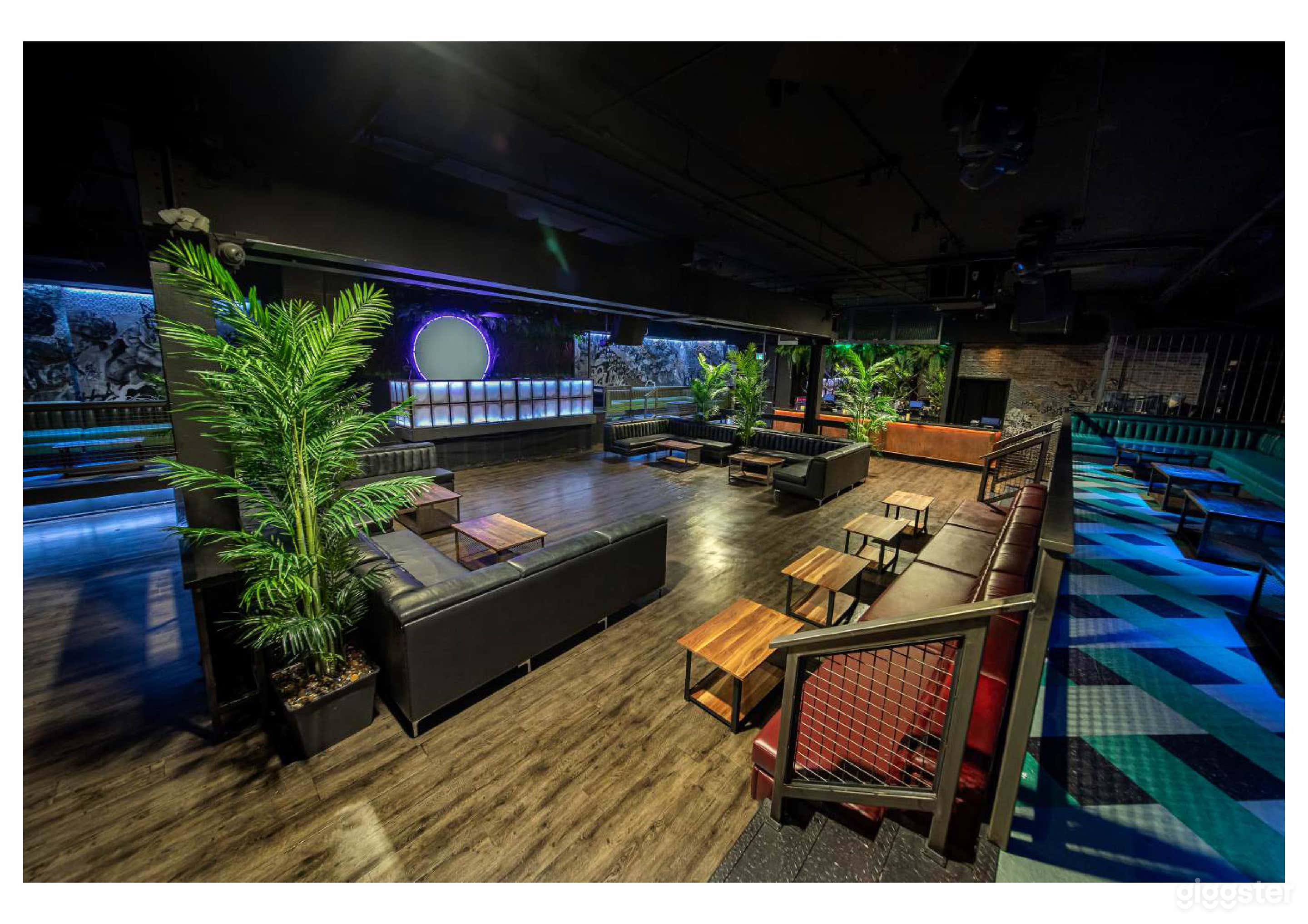 Modern Versatile Nightclub  Photo 4