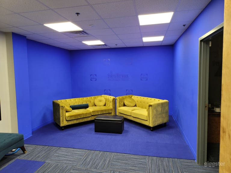  Studio B with curtains no pulled. 