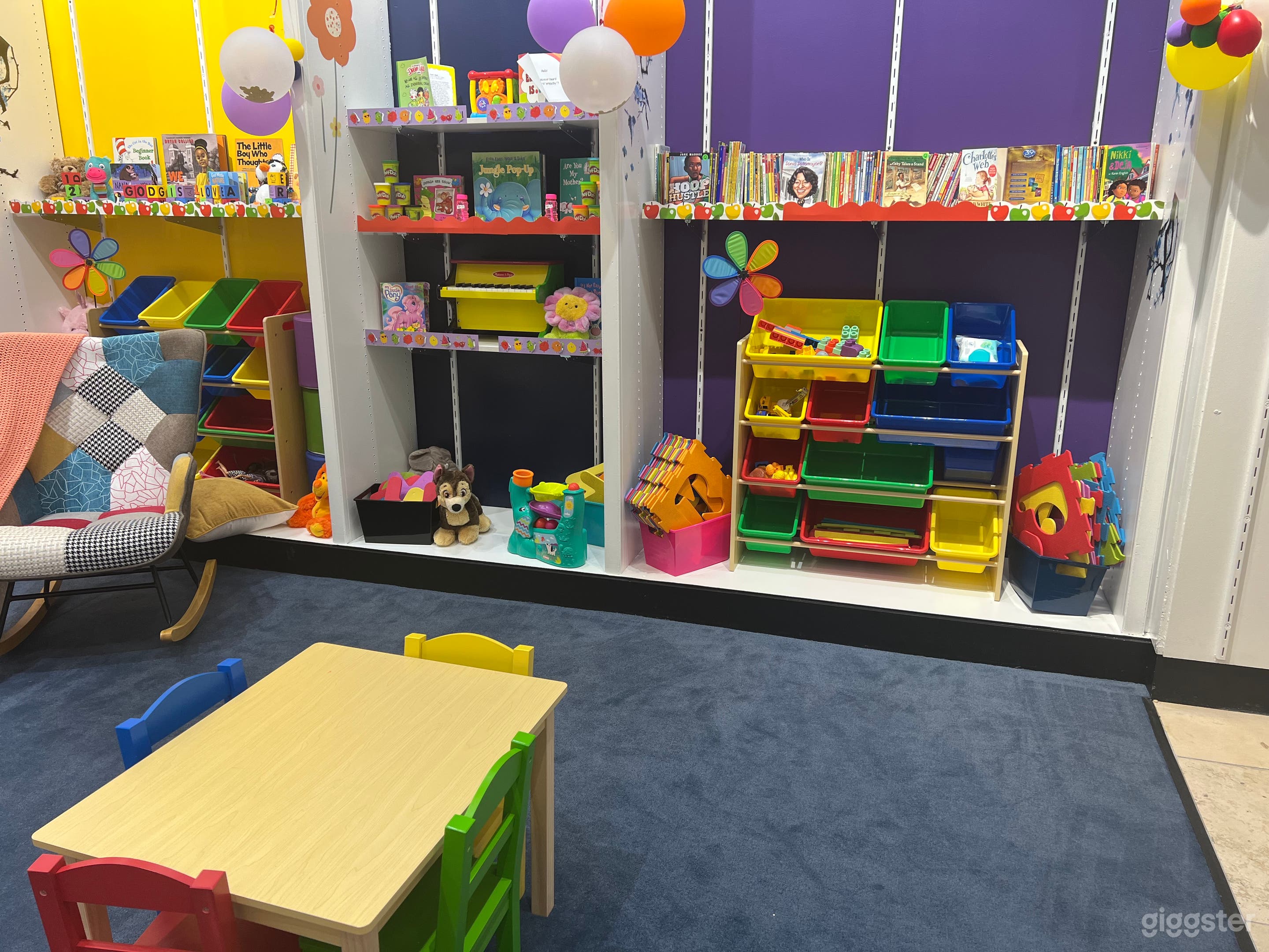 Nonna's Colorful &amp; Playful Studio Photo 2