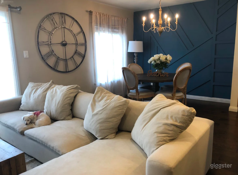  North Hollywood Coastal Ranch House 