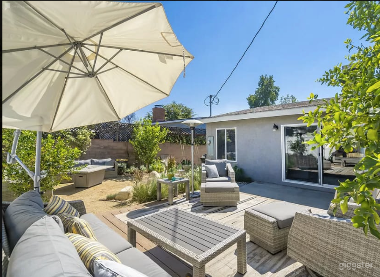 North Hollywood Coastal Ranch House Photo 1