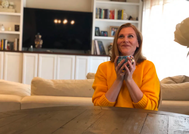  North Hollywood Coastal Ranch House 