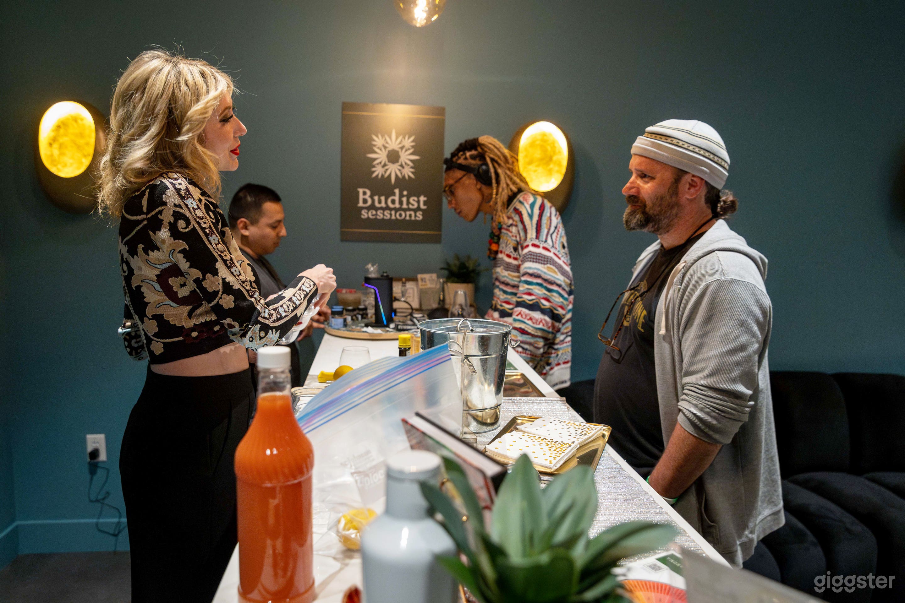 Modern Cannabis Lounge with Sleek Urban Vibes Photo 4