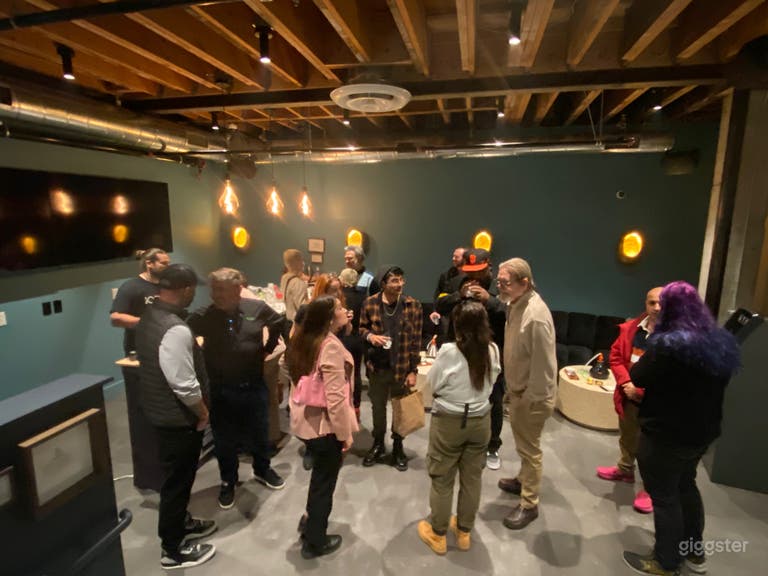  Modern Cannabis Lounge with Sleek Urban Vibes 