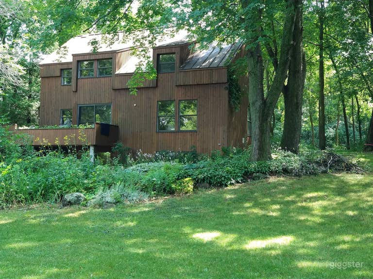  View from the backyard 