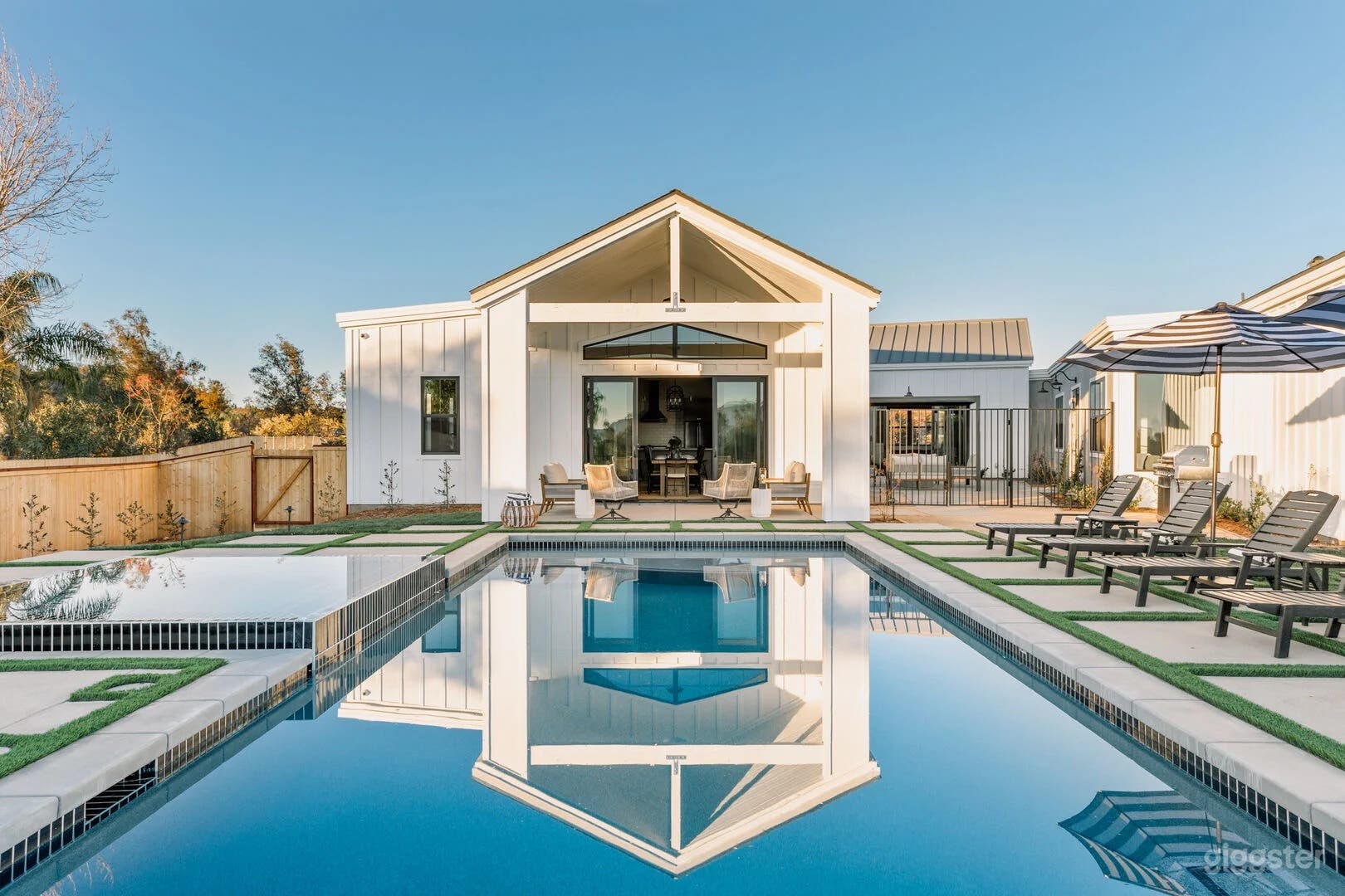 Vintner's Village Outdoor Pool Photo 2