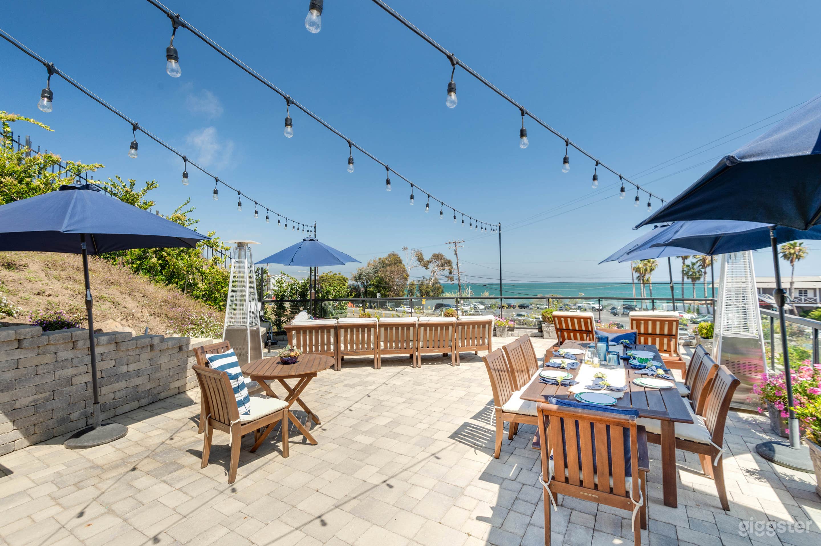 Let me Entertain u ! 