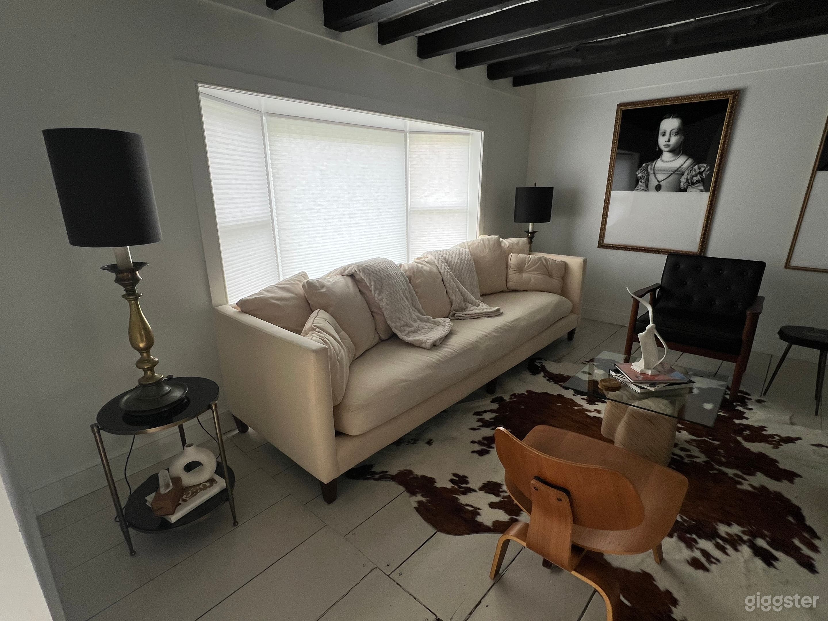 Modern Historic Home in Long Island Countryside Photo 2