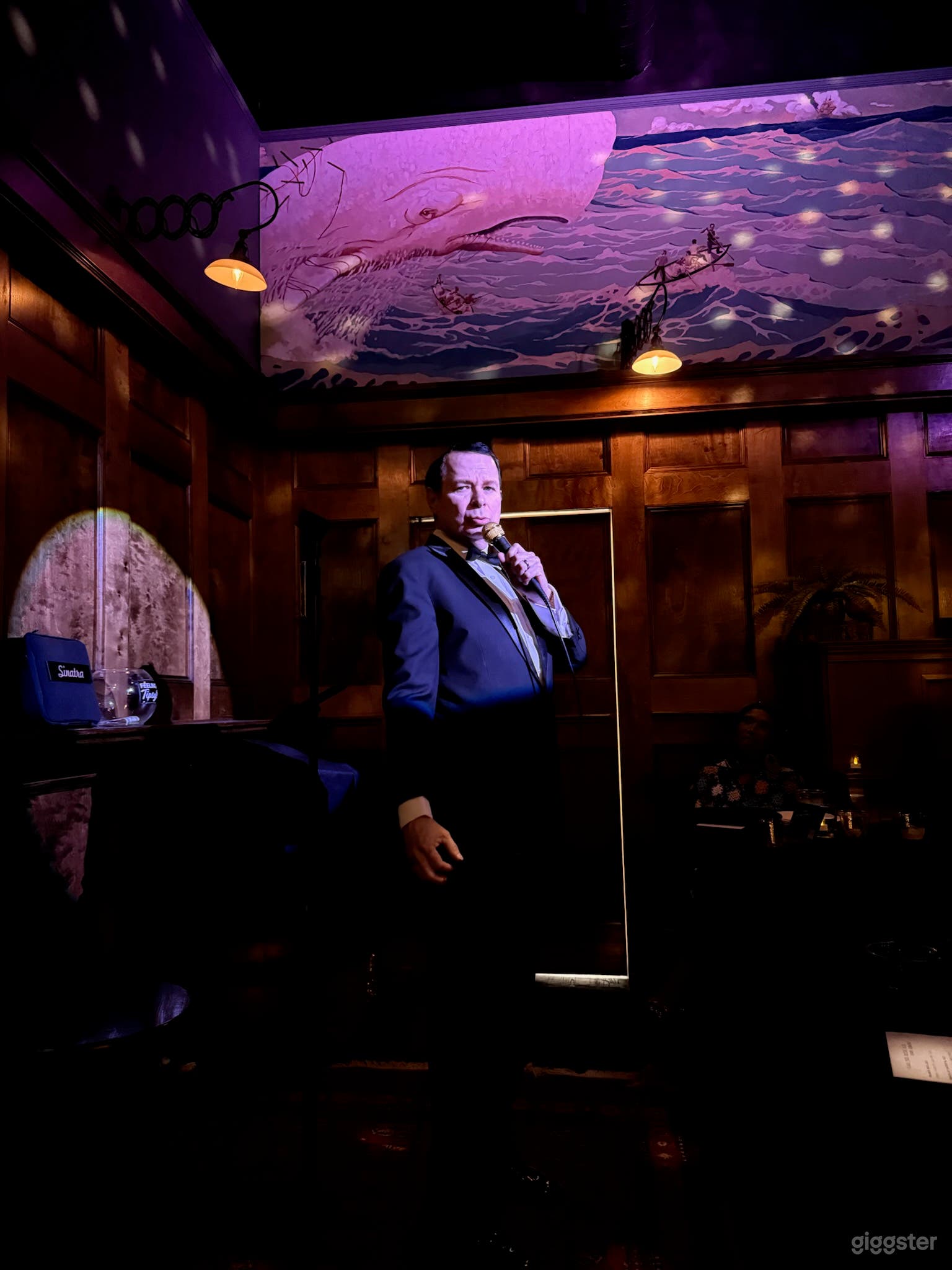 Artistic Gallery House Wedding Venue Photo 4