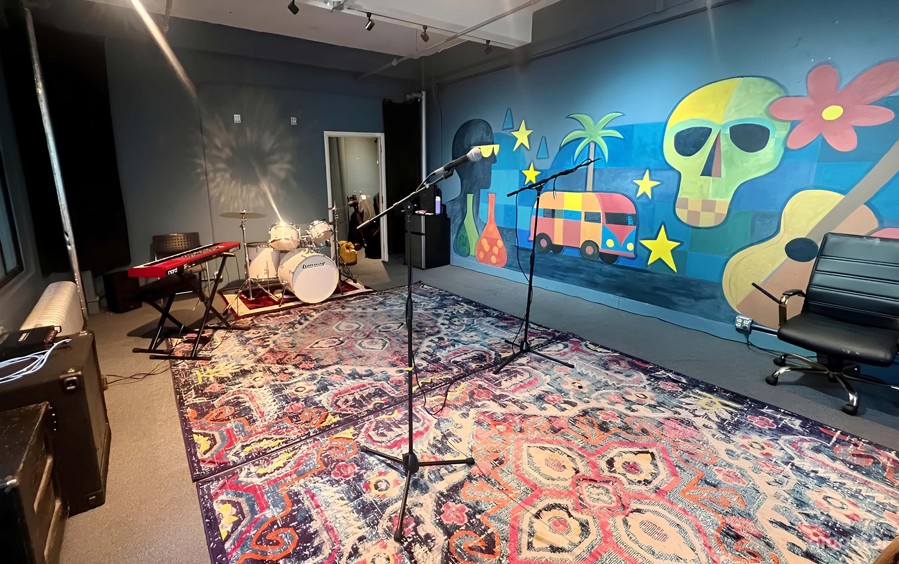 Big, Bright Rehearsal Studio/Filming & Event Space  Photo 2