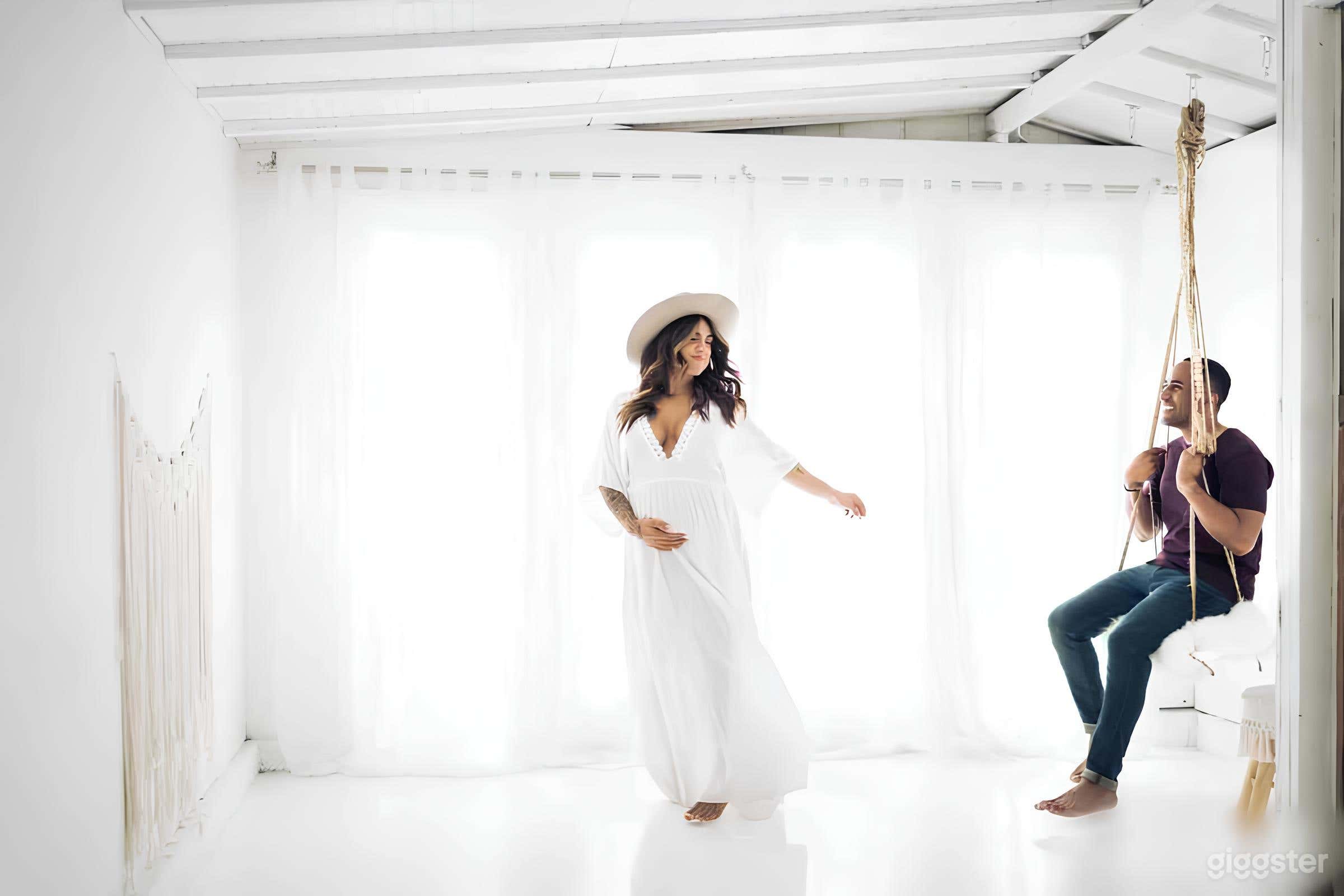 Dreamy Studio Space in Lovely Monrovia Photo 2