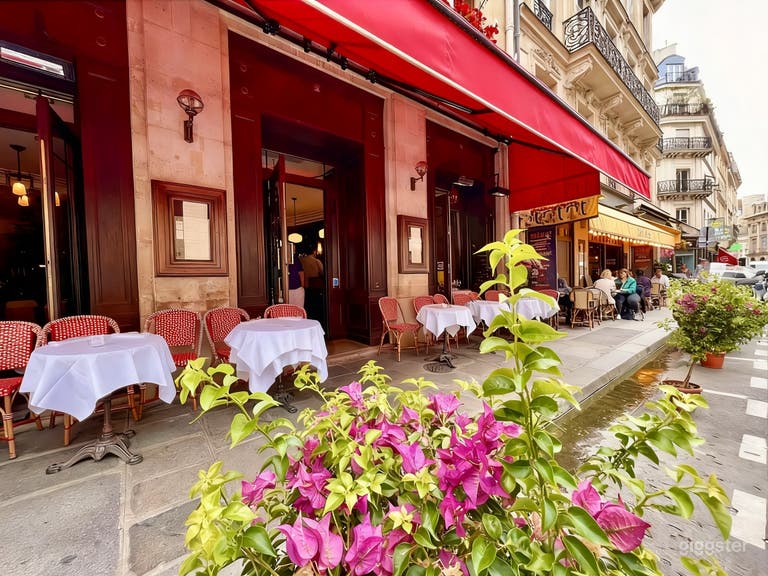 Schickes Restaurant mit Art Déco der 1930er Jahre in Paris 
