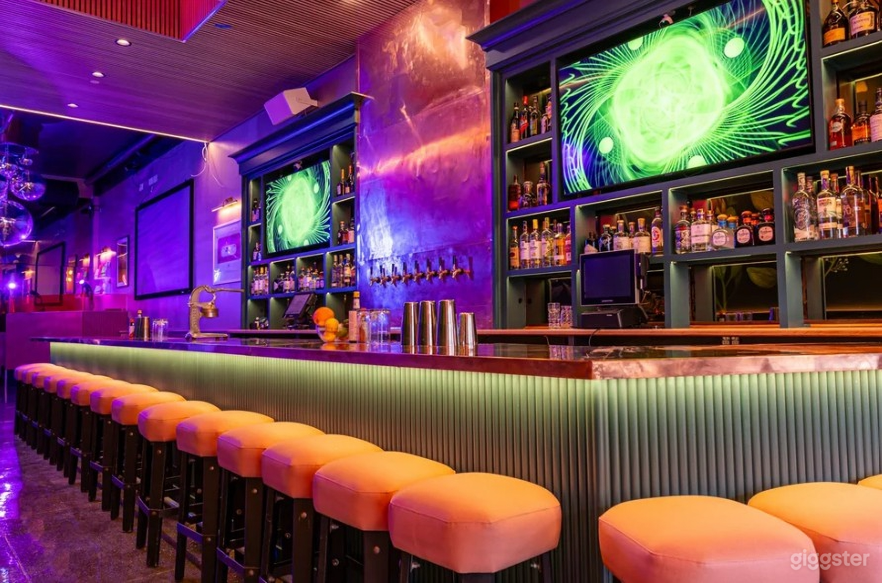 Disco-themed Club with Bar Photo 3