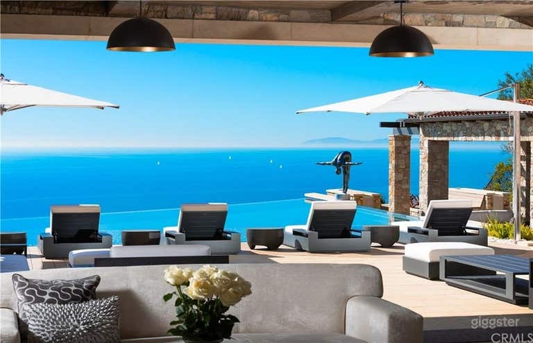  Beautiful Oceanfront Newport Coast Estate 