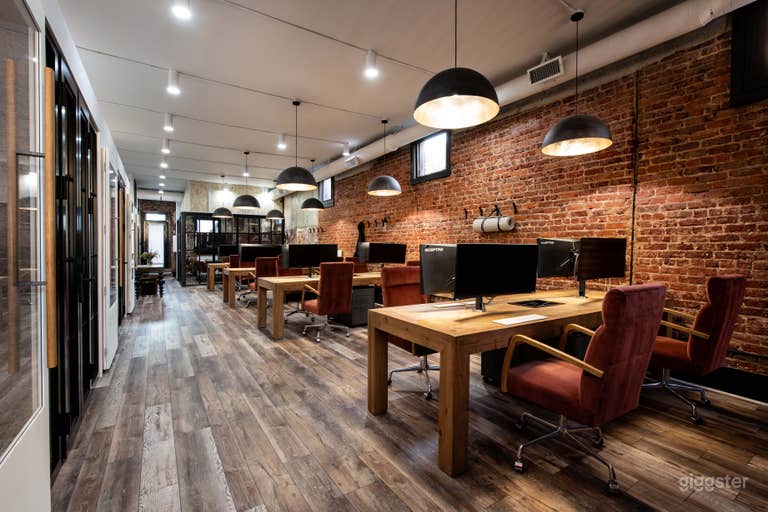  Office/ Start Up / Desk Seating for 16  