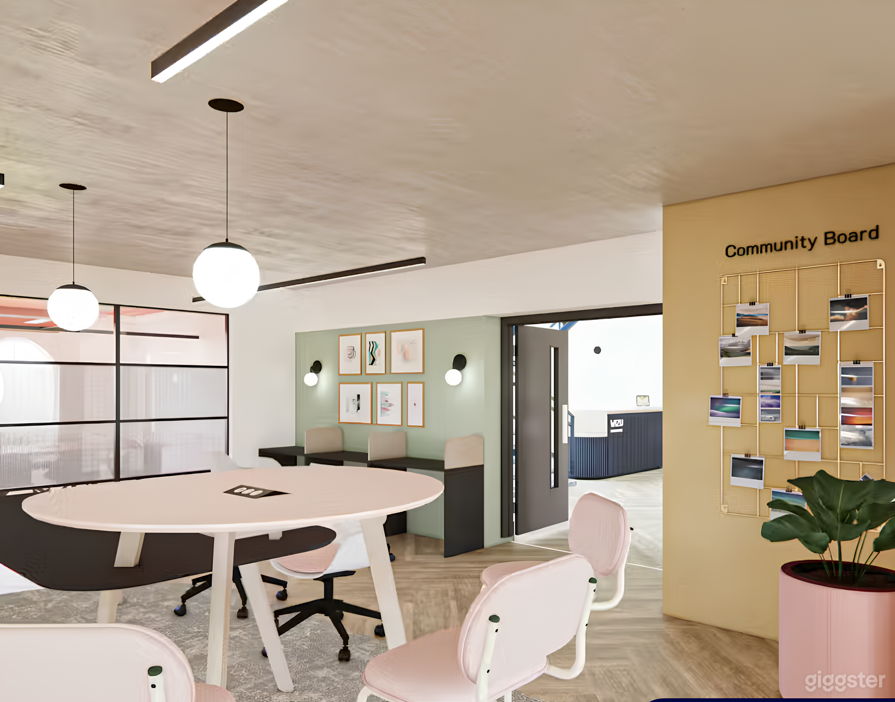 Light Filled Castle Suite Photo 3