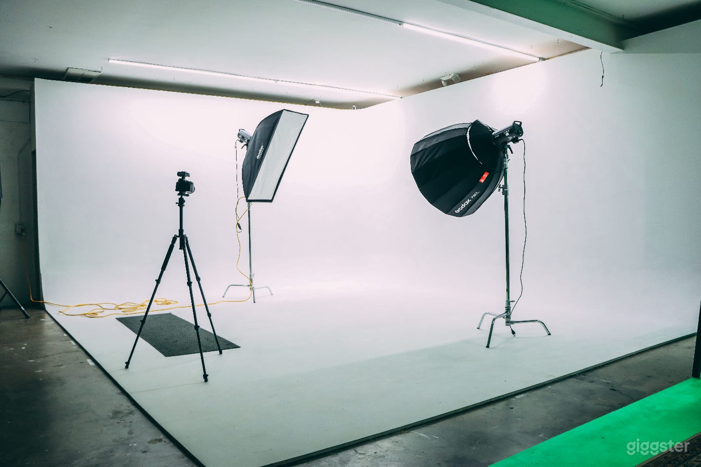 Fully Equipped Professional Production Studio Photo 1
