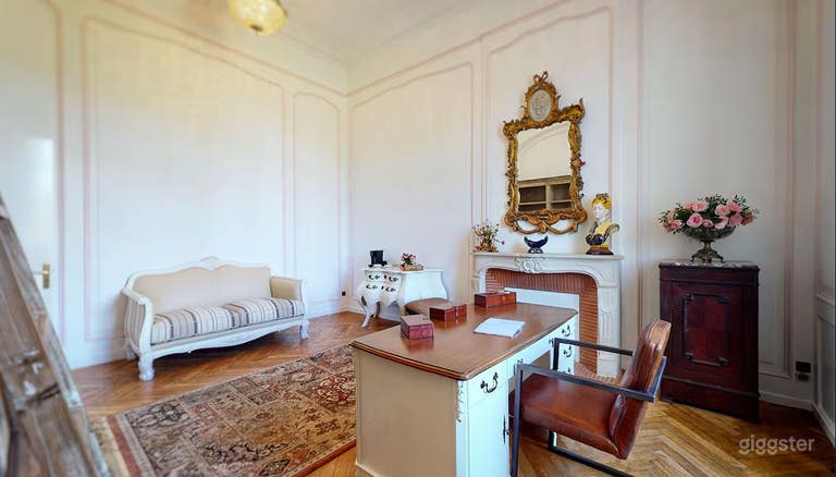  Royal Presidential Apartment 