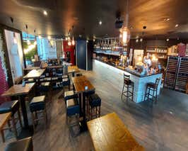  Amazing Wine Bar in Leeds  