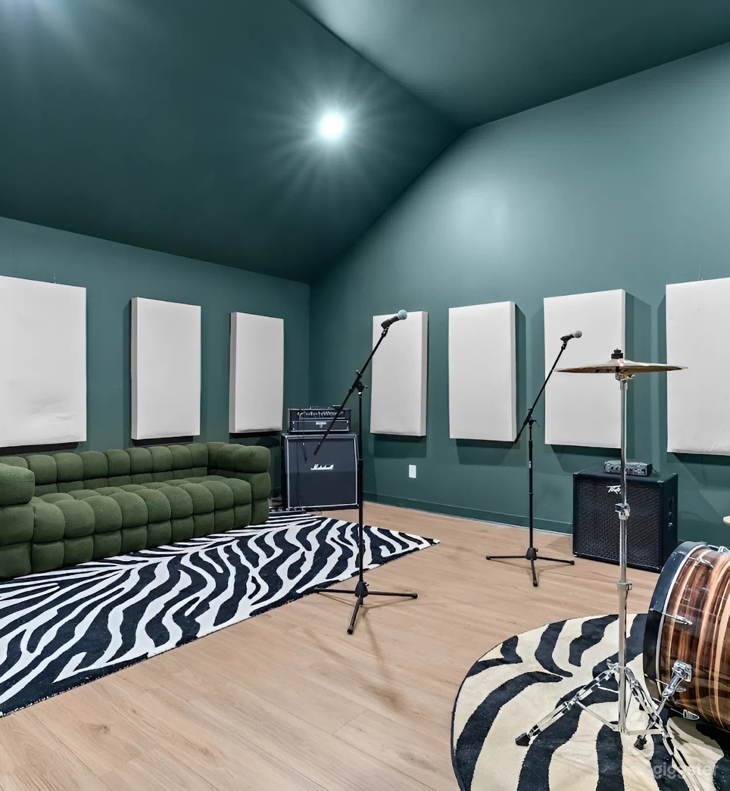 Green Room - Rehearsal Space Photo 3