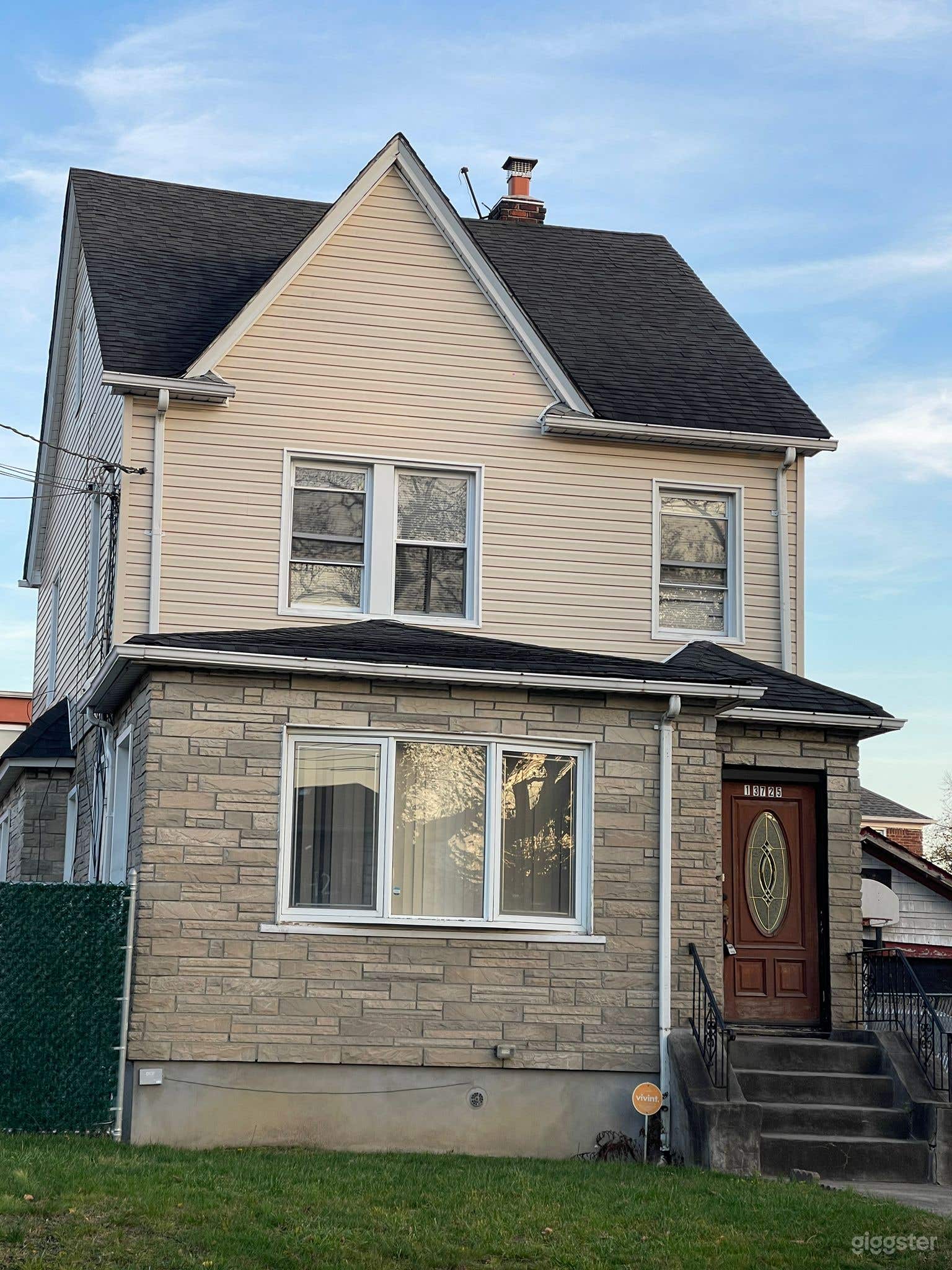 Cozy Home in Quiet Queens Neighborhood Photo 4