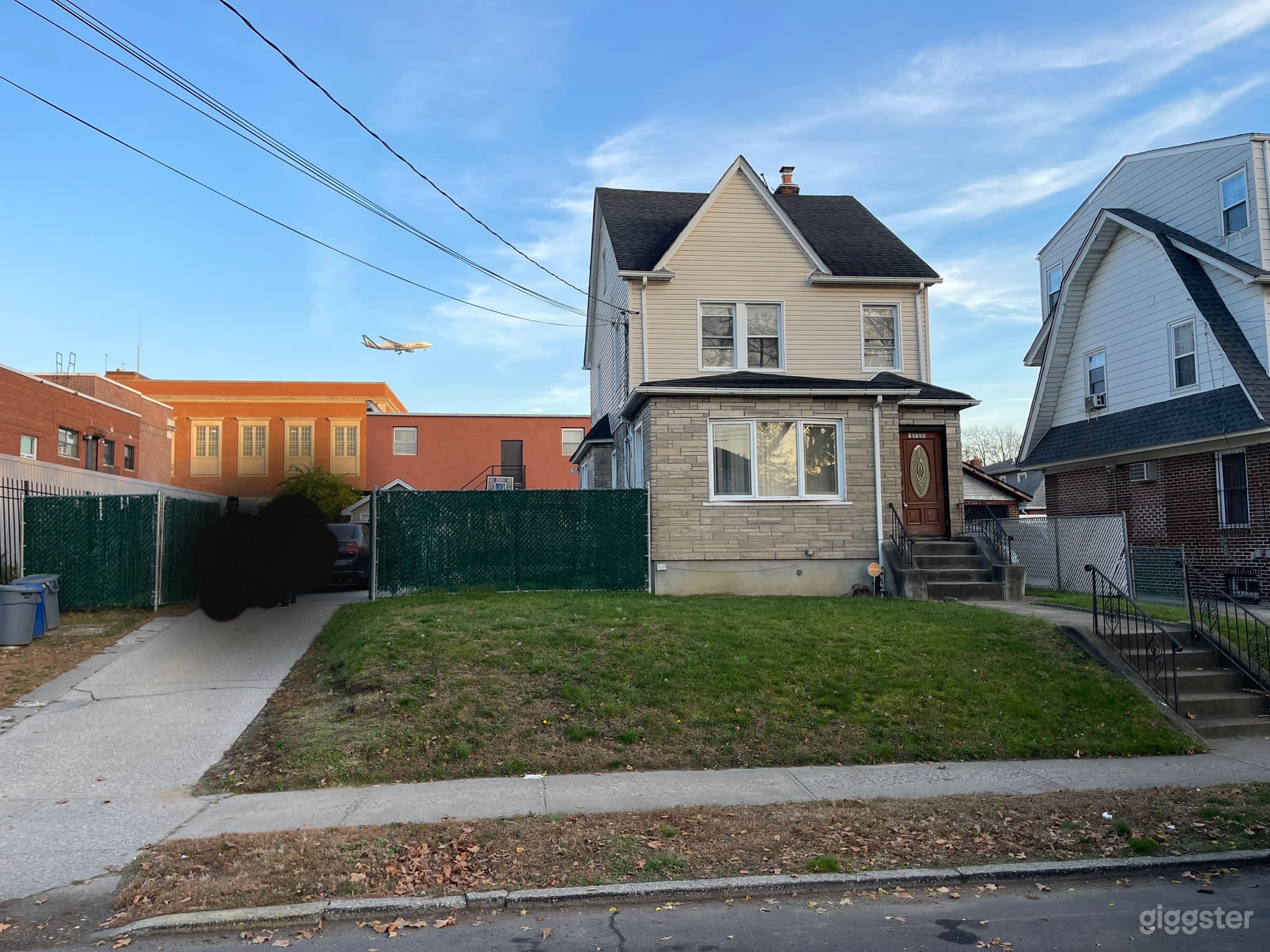 Cozy Home in Quiet Queens Neighborhood Photo 3