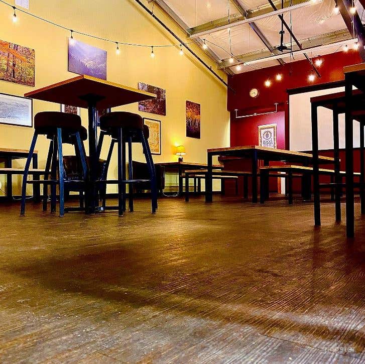 The Brewery Lounge Photo 4