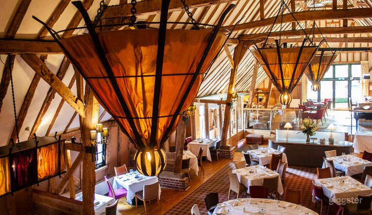  The Romantic Barn with British Countryside Ambiance 