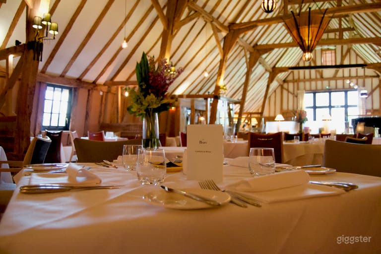  The Romantic Barn with British Countryside Ambiance 