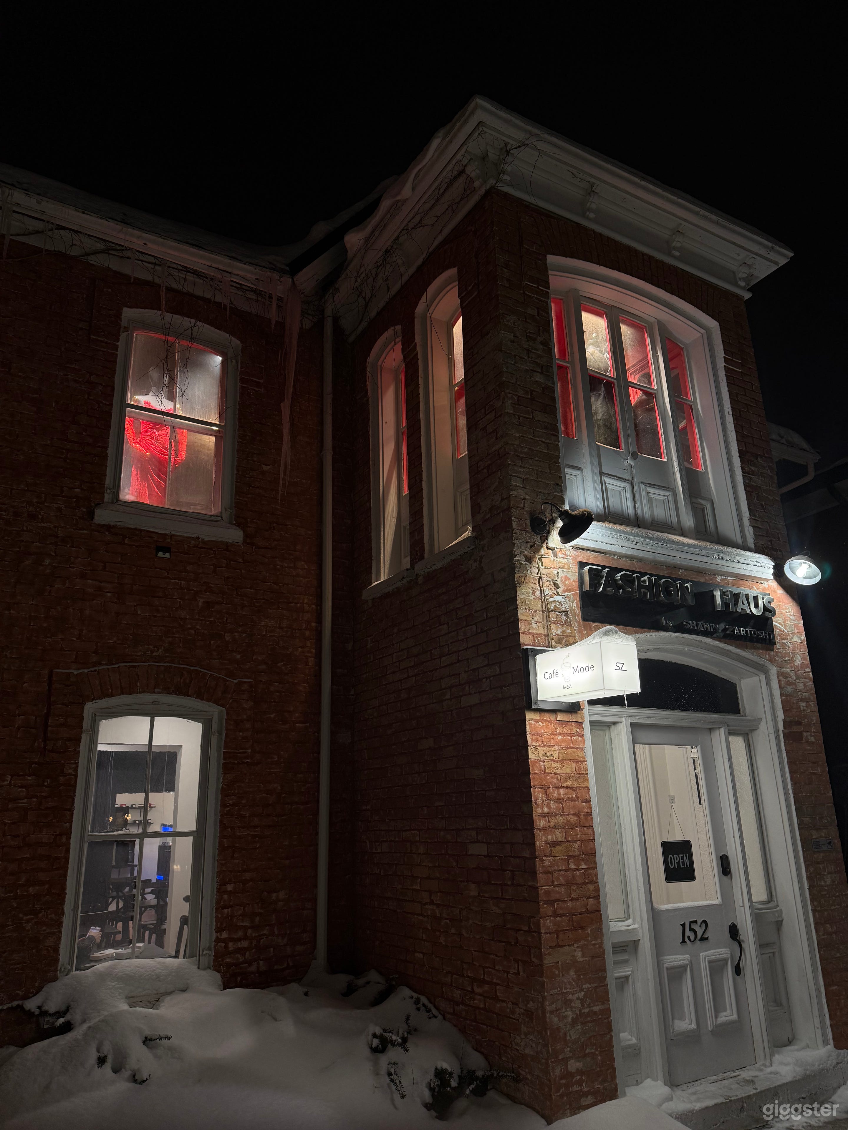 Stunning Restaurant and Café Space for Rent Photo 3